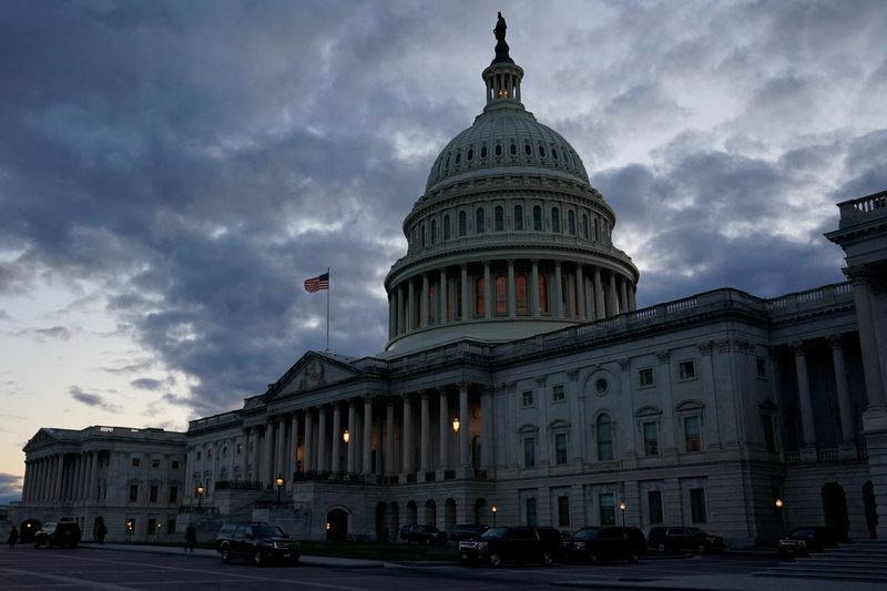 © Reuters. FILE PHOTO: The U.S. Capitol building is seen in Washington, U.S., December 18, 2023. REUTERS/Elizabeth Frantz/File Photo