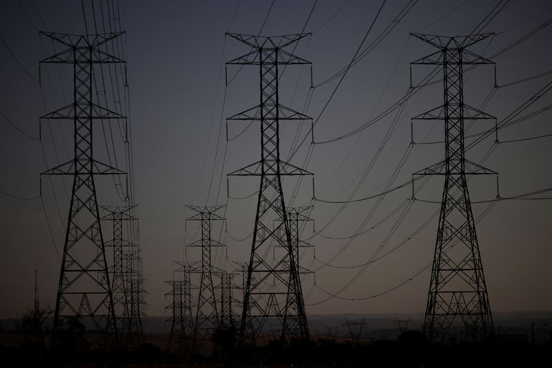 © Reuters. Linhas de transmissão de energia, em Brasília
06/06/2022
REUTERS/Ueslei Marcelino