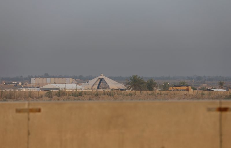 &copy; Reuters. منظر عام لمعسكر كالسو في أربيل بعد تعرضه لهجوم وفقا لقوات الحشد الشعبي العراقية يوم 20 أبريل نيسان 2024. تصوير: علاء المرجاني - رويترز