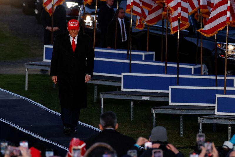 © Reuters. Republican presidential candidate and former U.S. President Donald Trump attends a campaign rally in Schnecksville, Pennsylvania, U.S., April 13, 2024. REUTERS/Evelyn Hockstein