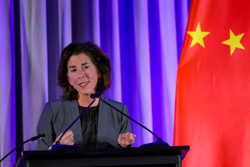 &copy; Reuters. FILE PHOTO: U.S. Secretary of Commerce Gina M. Raimondo speaks at the "Senior Chinese Leader Event" held by the National Committee on US-China Relations and the US-China Business Council on the sidelines of the Asia-Pacific Economic Cooperation (APEC) sum
