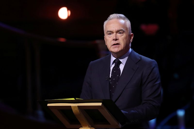 &copy; Reuters. BBC newsreader Huw Edwards speaks at the UK Holocaust Memorial Day Commemorative Ceremony in Westminster in London, Britain January 27, 2020. Chris Jackson/Pool via REUTERS/File Photo