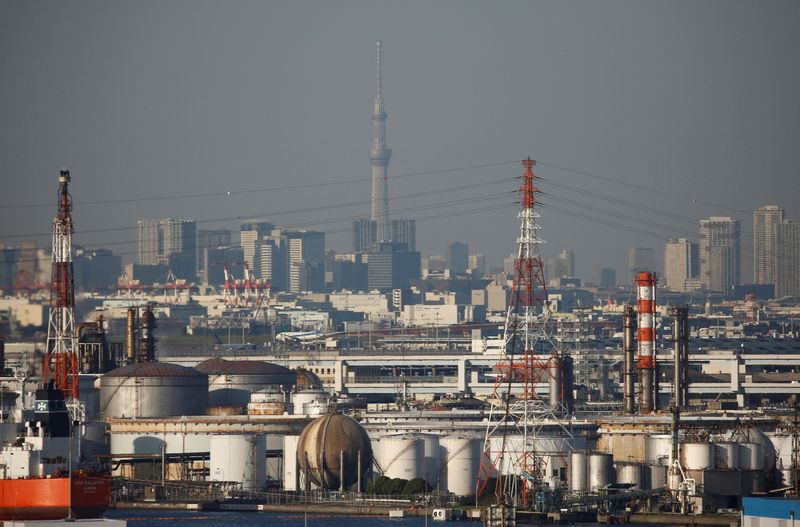 &copy; Reuters. Chimneys of an industrial complex and Tokyo's skyline are seen from an observatory deck at an industrial port in Kawasaki, Japan, October 24, 2016. REUTERS/Kim Kyung-Hoon/File Photo