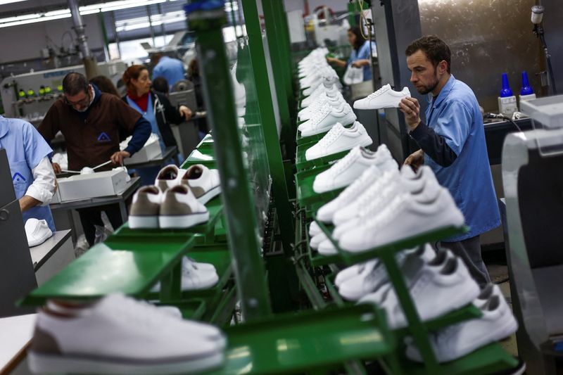 © Reuters. FILE PHOTO: A general view of a shoe factory in Guimaraes, Portugal, February 23, 2023. REUTERS/Pedro Nunes/File Photo