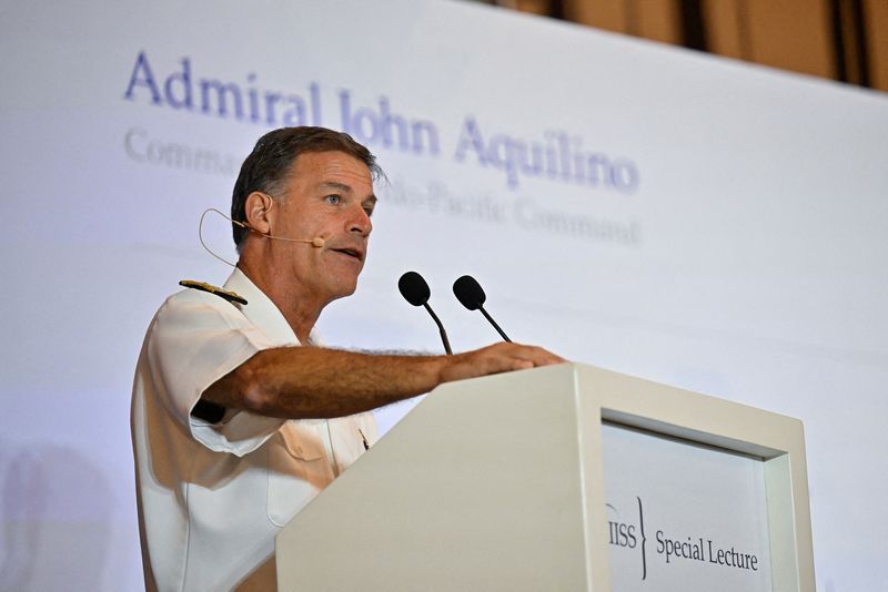 &copy; Reuters. FOTO DE ARCHIVO: El almirante John C. Aquilino, comandante del Mando Indo-Pacífico de los Estados Unidos durante la Conferencia Especial del IISS en Singapur. 16 de marzo de 2023. REUTERS/Caroline Chia/File Photo