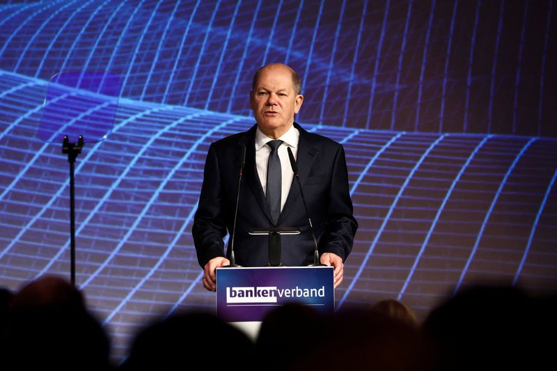 &copy; Reuters. German Chancellor Olaf Scholz speaks at the Banking Day, a gathering of bankers hosted by Germany's Banks' Association, in Berlin, Germany April 23, 2024. REUTERS/Liesa Johannssen/ File photo