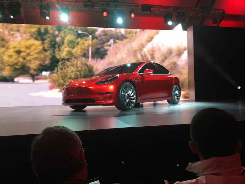 Tesla prices Model 3 performance version at $46,364 in China, to deliver from Q3