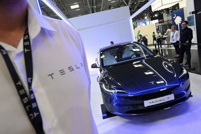 © Reuters. Tesla's Model 3 is displayed during an event a day ahead of the official opening of the 2023 Munich Auto Show IAA Mobility, in Munich, Germany, September 4, 2023. REUTERS/Angelika Warmuth/File Photo