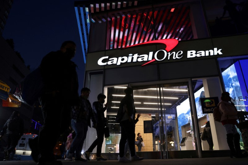 &copy; Reuters. FILE PHOTO: Signage is seen outside a Capital One Bank in Manhattan, New York, U.S., November 12, 2021. REUTERS/Andrew Kelly/File Photo