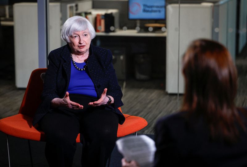 © Reuters. U.S. Treasury Secretary Janet Yellen attends an interview with Reuters Editor in Chief Alessandra Galloni in Washington, U.S., April 25, 2024. REUTERS/Evelyn Hockstein