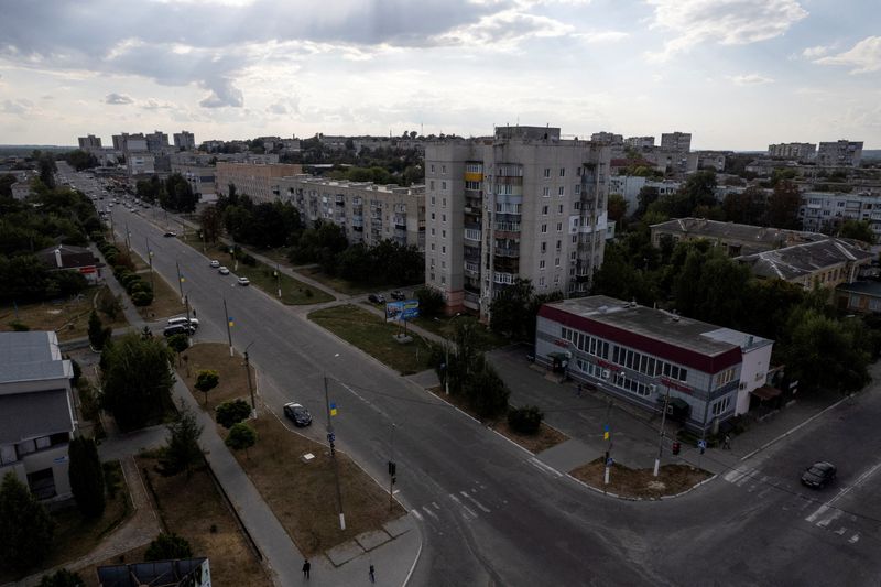 &copy; Reuters. Une vue montre la partie centrale de Balakliia, dans la région de Kharkiv, en Ukraine. /Photo prise le 11 septembre 2023/REUTERS/Valentyn Ogirenko