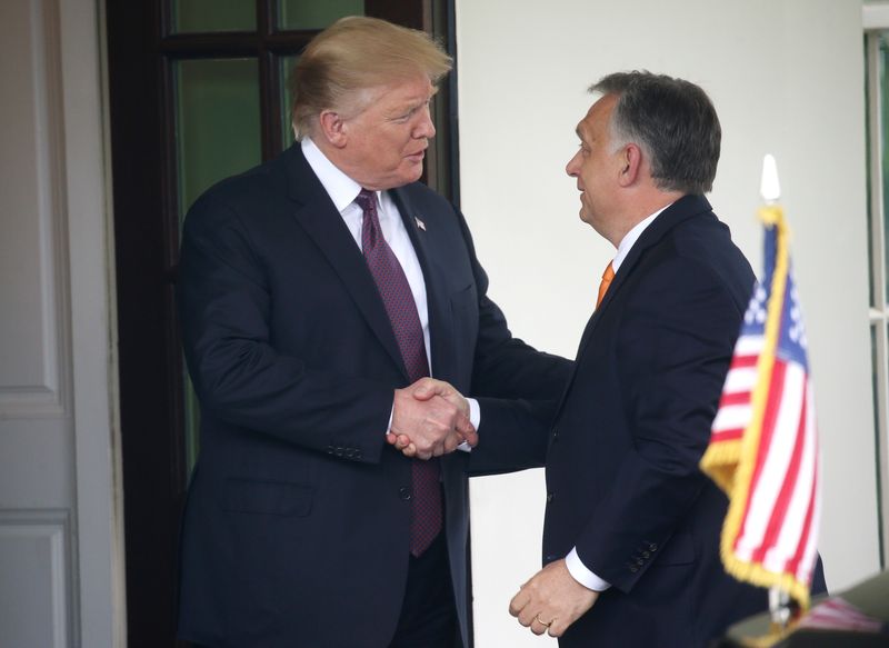 &copy; Reuters. Donald Trump et Viktor Orban à la Maison Blanche à Washington, États-Unis. /Photo prise le 13 mai 2019/REUTERS/Leah Millis