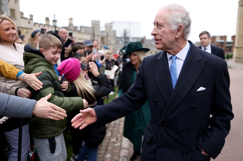 &copy; Reuters. FILE PHOTO: Britain's King Charles and Queen Camilla greet people after attending the Easter Matins Service at St. George's Chapel, Windsor Castle, Britain March 31, 2024. REUTERS/Hollie Adams/Pool/File Photo