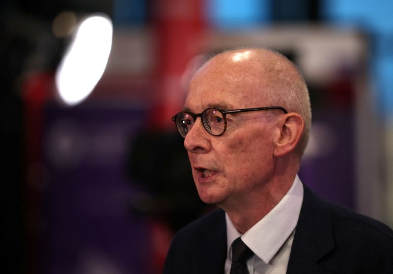 &copy; Reuters. FILE PHOTO: Britain’s Labour Party National Campaign Co-ordinator Pat McFadden takes part in a television interview at the Labour Party annual conference in Liverpool, Britain, October 10, 2023. REUTERS/Phil Noble/File Photo