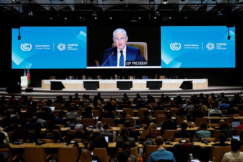 © Reuters. FILE PHOTO: COP29 President Mukhtar Babayev speaks during a closing plenary meeting at the COP29 United Nations Climate Change Conference, in Baku, Azerbaijan November 24, 2024. REUTERS/Maxim Shemetov/File Photo