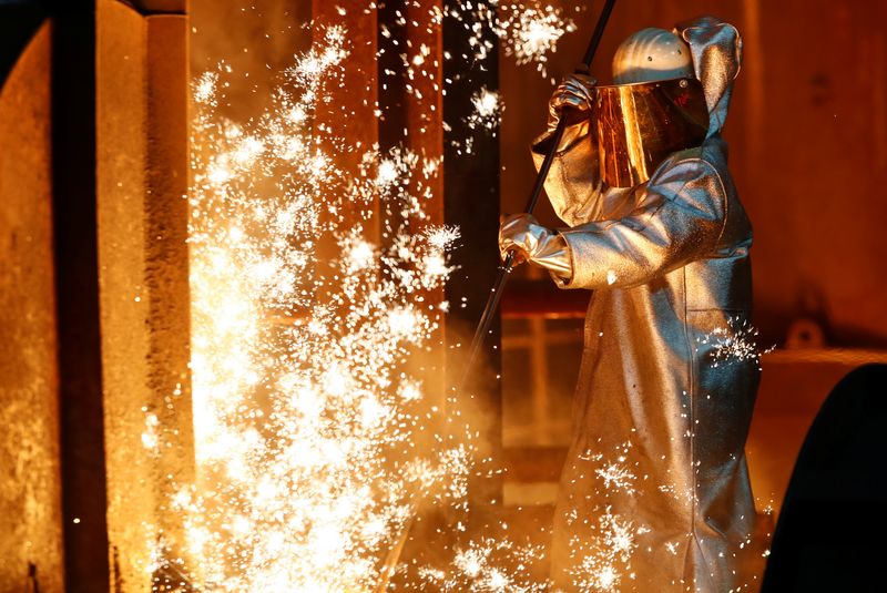 &copy; Reuters. Alto-forno da ThyssenKrupp em Duisburgo, Alemanhan30/1/2020 REUTERS/Wolfgang Rattay/Arquivo