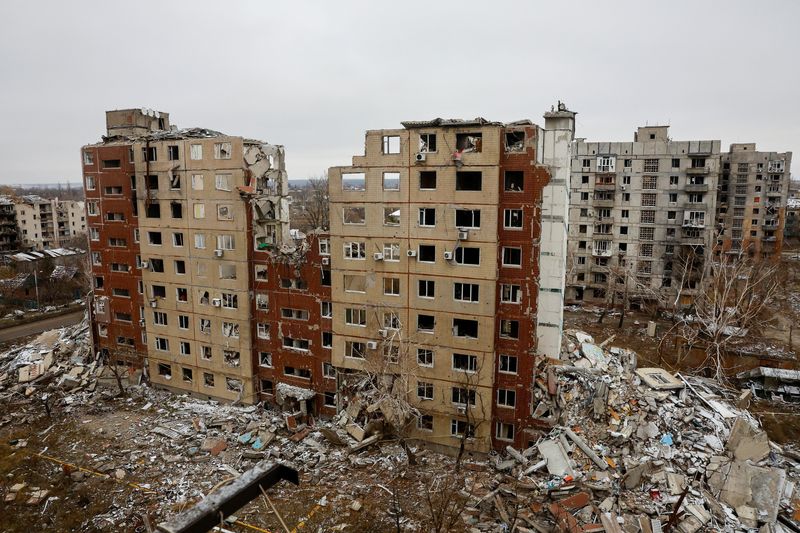 &copy; Reuters. A view shows multi-storey residential buildings heavily damaged in the course of Russia-Ukraine conflict in the town of Avdiivka (Avdeyevka) in the Donetsk region, Russian-controlled Ukraine, November 25, 2024. REUTERS/Alexander Ermochenko