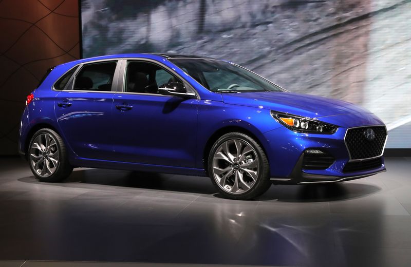 © Reuters. FILE PHOTO: The Hyundai Elantra GT N Line is displayed at the North American International Auto Show in Detroit, Michigan, U.S., January 14, 2019. REUTERS/Rebecca Cook/File Photo