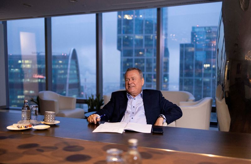 © Reuters. FILE PHOTO: CEO of VTB bank Andrey Kostin attends an interview with Reuters in Moscow, Russia November 28, 2024. REUTERS/Maxim Shemetov/File Photo