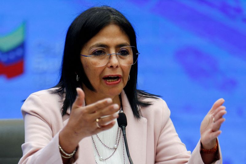 © Reuters. FILE PHOTO: Venezuela's Vice President and Oil Minister Delcy Rodriguez addresses the media at the Miraflores Palace, in Caracas, Venezuela November 18, 2024. REUTERS/Leonardo Fernandez Viloria/File Photo