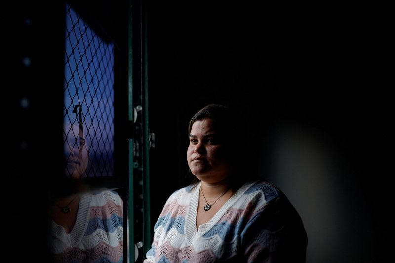 &copy; Reuters. FILE PHOTO: Rebeca Mendes, the first Brazilian woman to demand a legal abortion in the Brazilian Supreme Court, poses for a picture at her house in Sao Paulo, Brazil July 10, 2024. REUTERS/Amanda Perobelli/File Photo