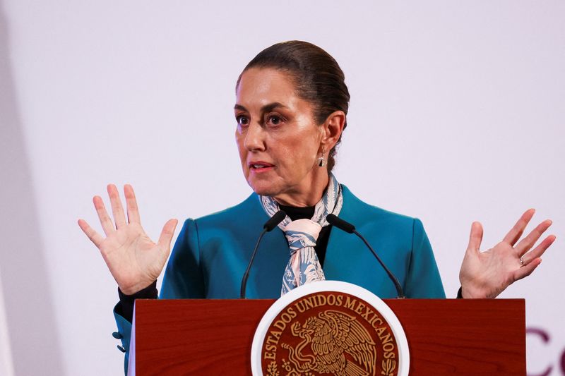 &copy; Reuters. FILE PHOTO: Mexico's President Claudia Sheinbaum speaks during a press conference a day after the U.S. elections, at the National Palace, in Mexico City, Mexico, November 6, 2024. REUTERS/Raquel Cunha/File Photo