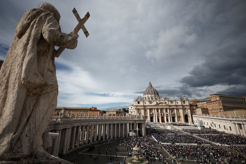 &copy; Reuters. Papa Francisco participa de missa na Praça de São Pedro no Vaticanon20/10/2024nREUTERS/Guglielmo Mangiapane