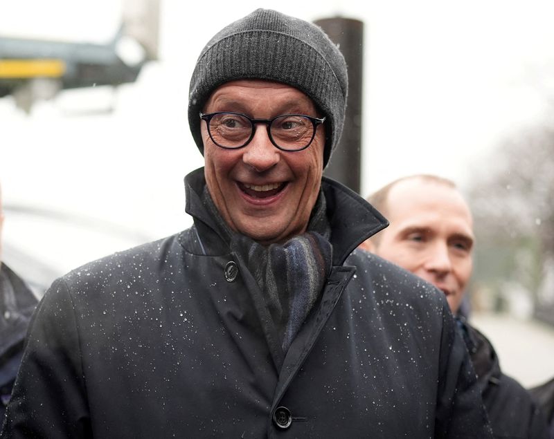 © Reuters. Christian Democratic Union (CDU) leader and CDU front-runner for the upcoming general election Friedrich Merz visits HafenCity in Hamburg, Germany, January 10, 2025. Markus Brandt/Pool via Reuters