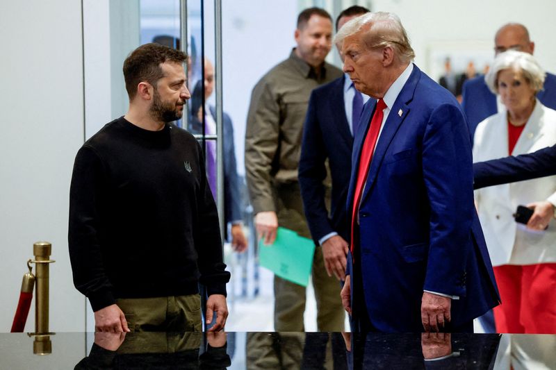 © Reuters. Donald Trump and Volodymyr Zelenskiy, New York City, September 27, 2024. REUTERS/Shannon Stapleton