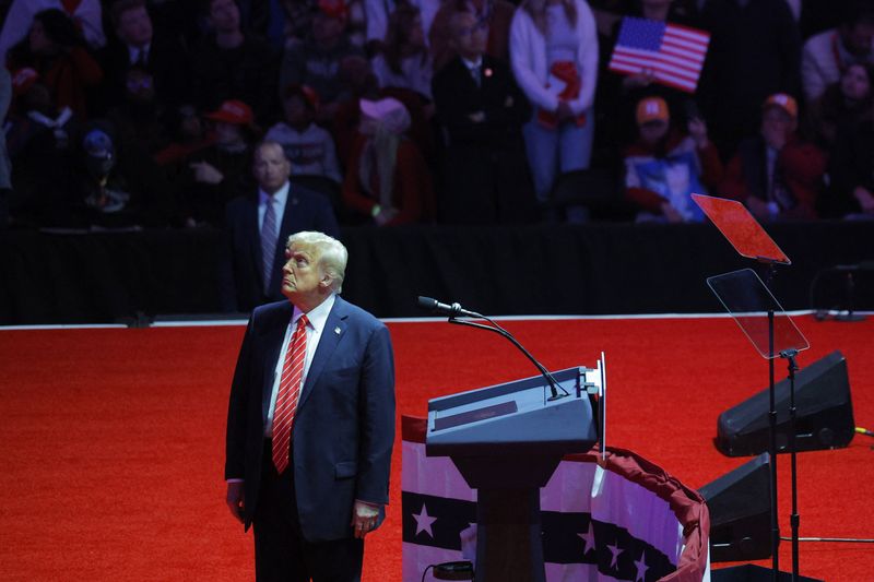 &copy; Reuters. Il presidente eletto degli Stati Uniti Donald Trump partecipa a un comizio il giorno prima dell'inaugurazione del suo secondo mandato a Washington, negli Stati Uniti, il 19 gennaio 2025. REUTERS/Brian Snyder