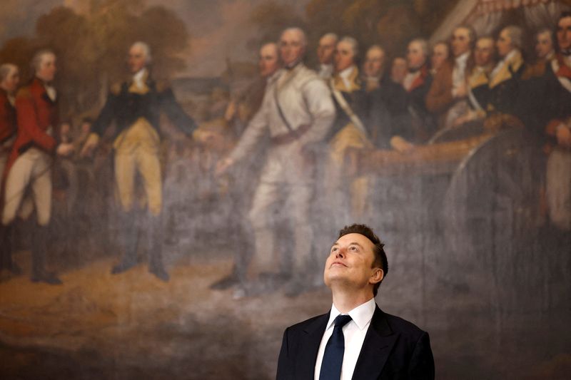 © Reuters. Tesla and SpaceX CEO Elon Musk arrives at the inauguration of US President-elect Donald Trump in the Rotunda of the US Capitol on January 20, 2025 in Washington, DC. Chip Somodevilla/Pool via REUTERS    