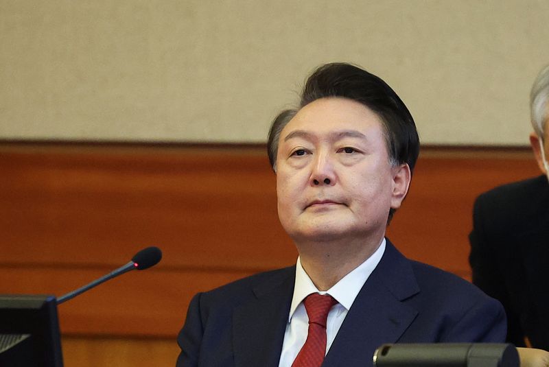 © Reuters. South Korea’s impeached President Yoon Suk Yeol attends his impeachment trial at the Constitutional Court in Seoul, South Korea, January 21, 2025. REUTERS/Kim Hong-Ji/Pool