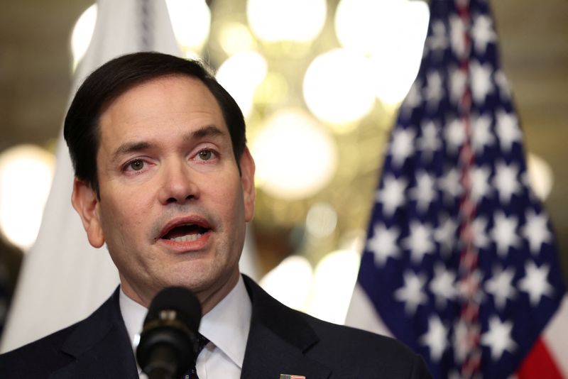 &copy; Reuters. Marco Rubio speaks after he is sworn in as Secretary of State by U.S. Vice President JD Vance at the Eisenhower Executive Office Building in Washington, U.S., January 21, 2025.  REUTERS/Kevin Lamarque