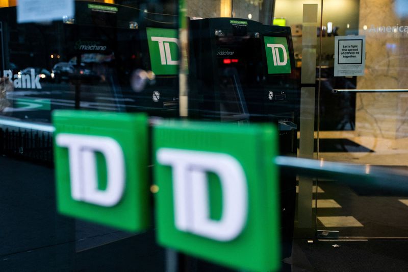 © Reuters. FILE PHOTO: TD bank ATM machines are seen in New York City, U.S., March 17, 2020. REUTERS/Jeenah Moon/File Photo