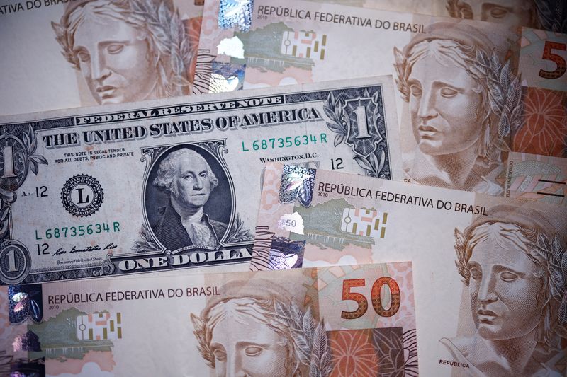 © Reuters. Notas de real e dólar
18/12/2024
REUTERS/Amanda Perobelli/Foto ilustrativa