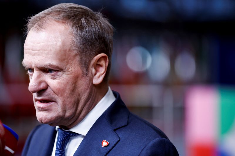 © Reuters. FILE PHOTO: Polish Prime Minister Donald Tusk speaks to the media, on the day of a European Union leaders summit in Brussels, Belgium, December 19, 2024. REUTERS/Johanna Geron/File Photo