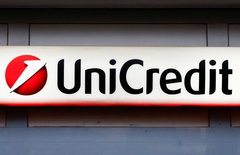 &copy; Reuters. Il logo della banca UniCredit a Roma, Italia, 25 novembre 2024. REUTERS/Yara Nardi