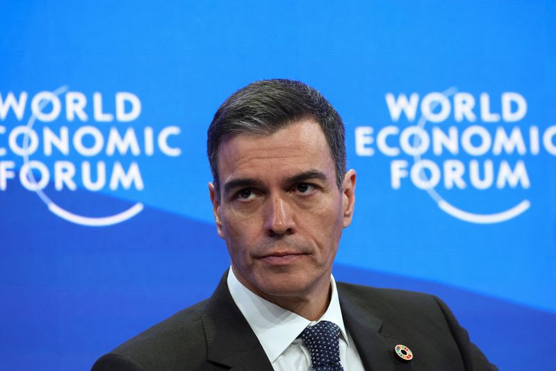 &copy; Reuters. Primeiro-ministro da Espanha, Pedro Sánchez, participa do Fórum Econômico Mundial, em Davos, na Suíçan22/01/2025nREUTERS/Yves Herman