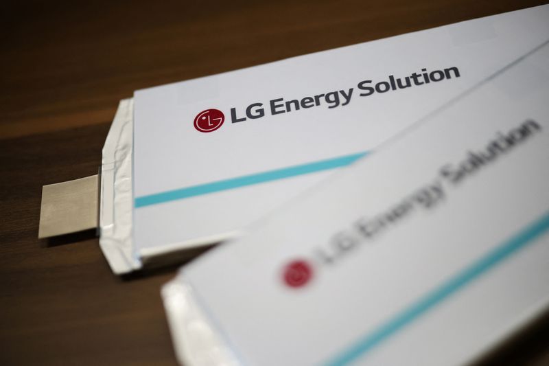 © Reuters. Battery cells powered by LG are displayed at the company's headquarters in Seoul, April 2024. Reuters / Kim Hong Hong Hong Hong Hong Hong Hong Hong Hong Hong Hong Hong Hong Hong Hong Hong Hong Hong Hong Hong Hong Hong Hong Hong Hong Hong Hong Hong Hong Hong Hong Hong Hong Hong Hong Hong Hong Hong Hong Hong Hong Hong Hong Hong Hong Hong Hong Hong Hong Hong Hong Hong Hong Hong Hong Hong Hong Hong Hong Hong Hong Hong Hong