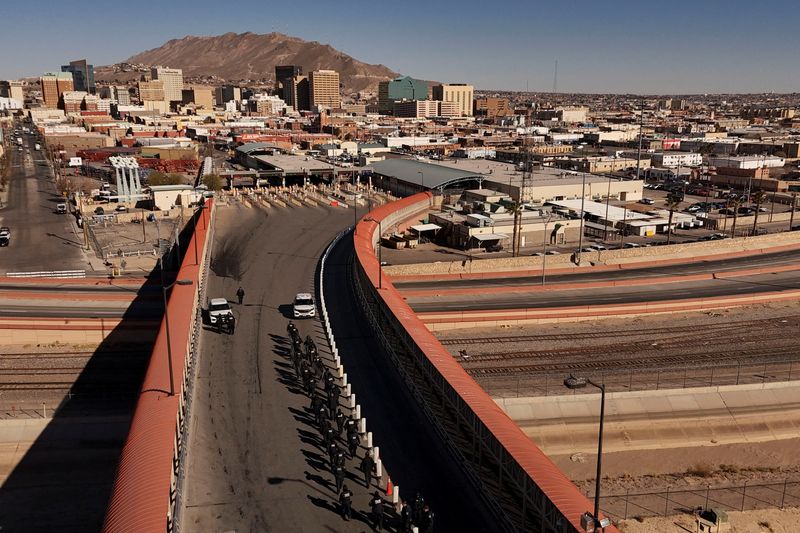 © Reuters. Paso del Norte International border bridge, seen from Ciudad Juárez. January 23, 2025. REUTERS/Jose Luis Gonzalez