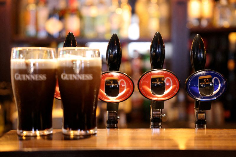 &copy; Reuters. FILE PHOTO: A Guinness and a Guinness 0.0 zero alcohol beer taps are seen at The Devonshire pub in Soho, London, Britain, October 10, 2024. REUTERS/Hollie Adams/File Photo