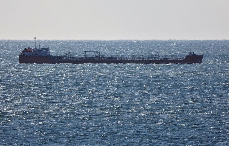 &copy; Reuters. Navio-tanque de petróleo em perto do porto de Nakhodka, Rússia