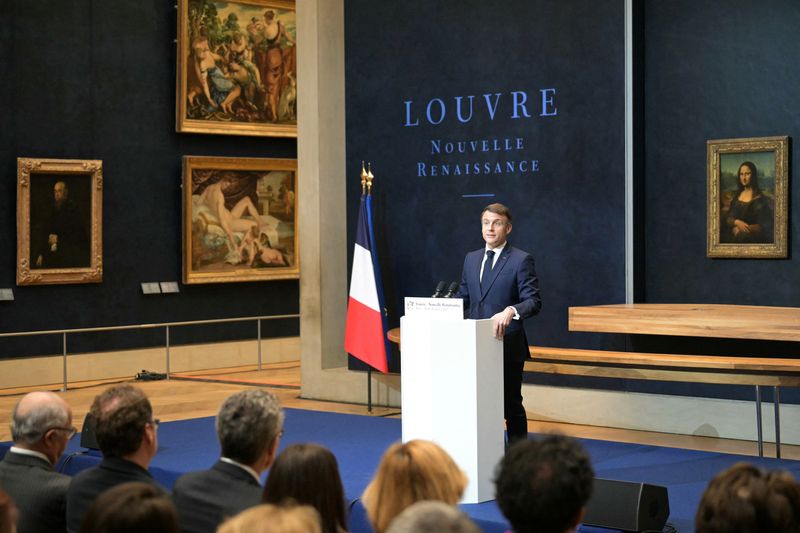 Non EU-visitors to pay higher entrance fee at Paris Louvre Museum, Macron says