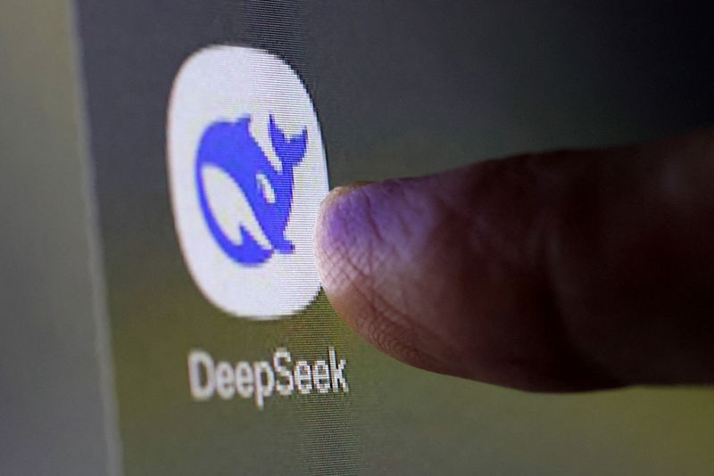 &copy; Reuters. Ícone do aplicativo de inteligência artificial Deepseekn27/01/2025nREUTERS/Dado Ruvic