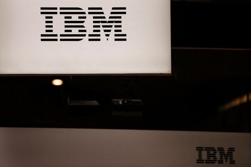 IBM supera estimativas de lucro apoiada em unidade de software; ações sobem