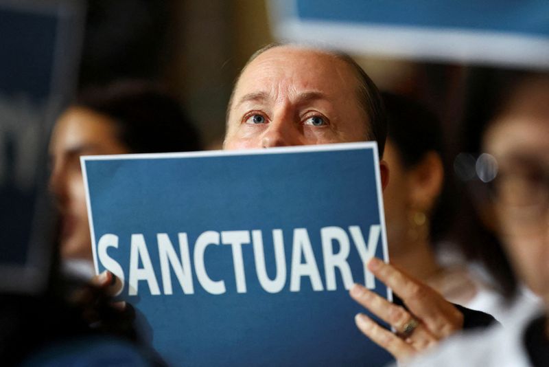 US probes release of arrested immigrant in first challenge to sanctuary cities