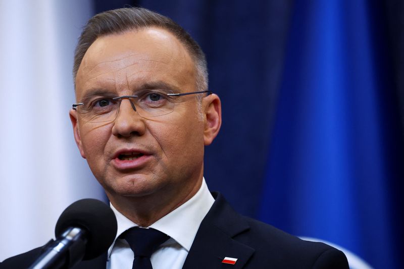 US will not lower troop numbers in eastern Europe, Polish president says
