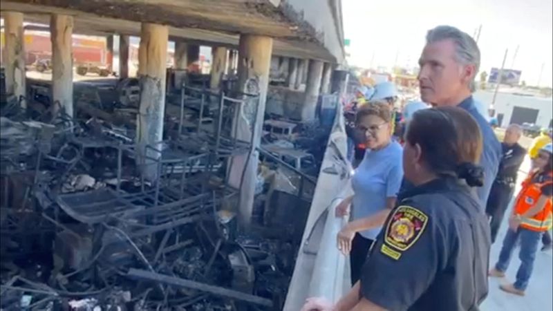 Los Angeles Mayor removes fire chief over handling of wildfires