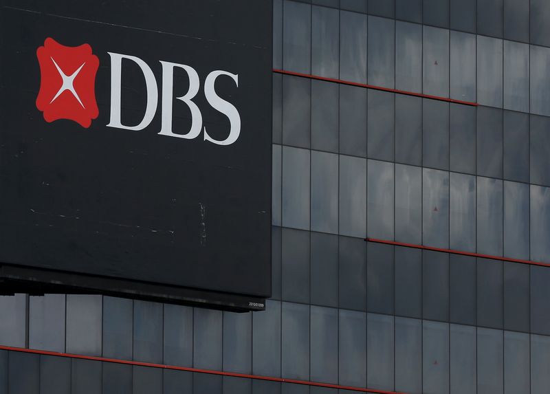&copy; Reuters. Logo do DBS em prédio de Cingapuran05/01/2016nREUTERS/Edgar Su