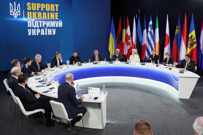 Finnish President to Trump: If Putin wins in Ukraine, the US loses